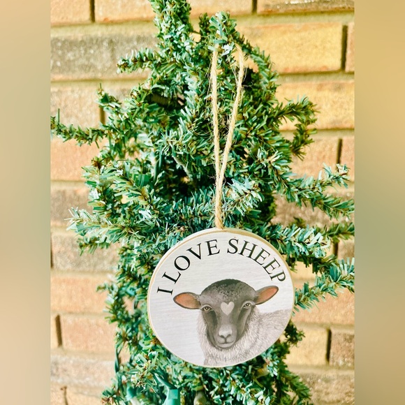 *I Love Farm Animal Round Ornament, Sheep - Picture 10 of 12